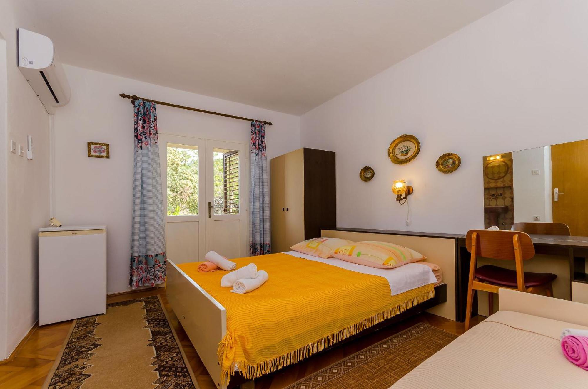 Rooms Ante Врбоска Экстерьер фото